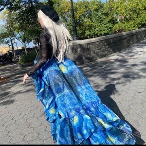 Selkie Van Gogh Skirt (broken zipper)